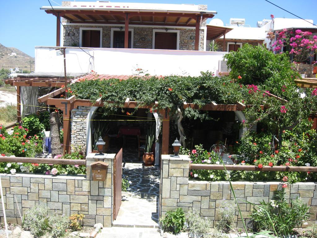 Pension Irini-Vicky Chora  Exterior foto